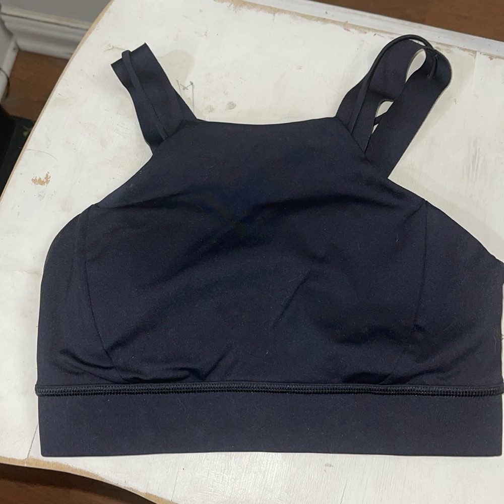 Lululemon Athletic Bra Criss Cross Back Size 6